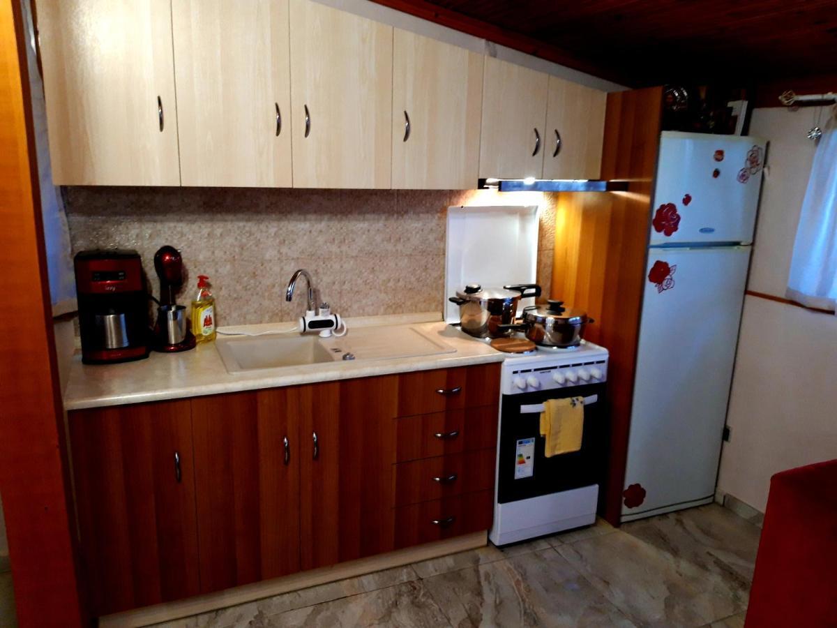 Handmade Peaceful Cozy House Near The Beach Nea Kallikrateia Exterior photo