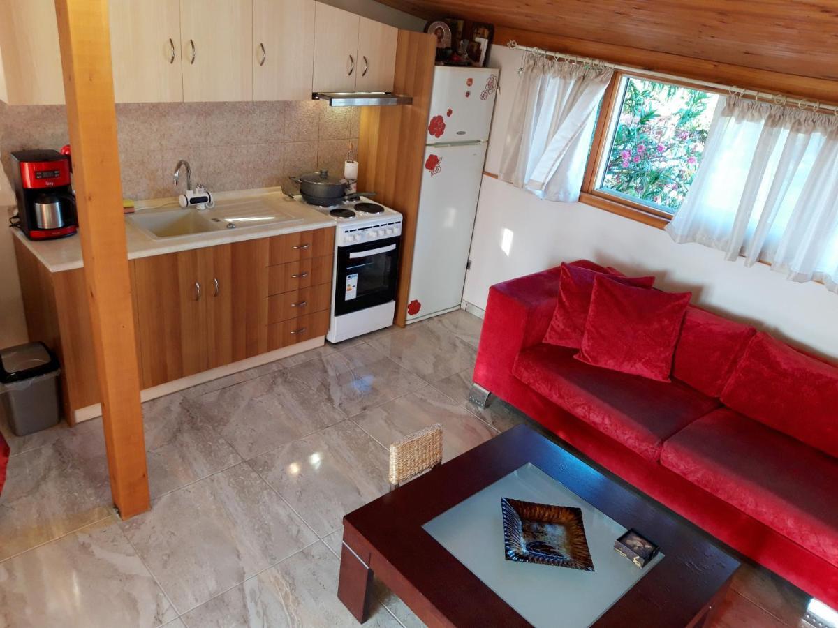 Handmade Peaceful Cozy House Near The Beach Nea Kallikrateia Exterior photo
